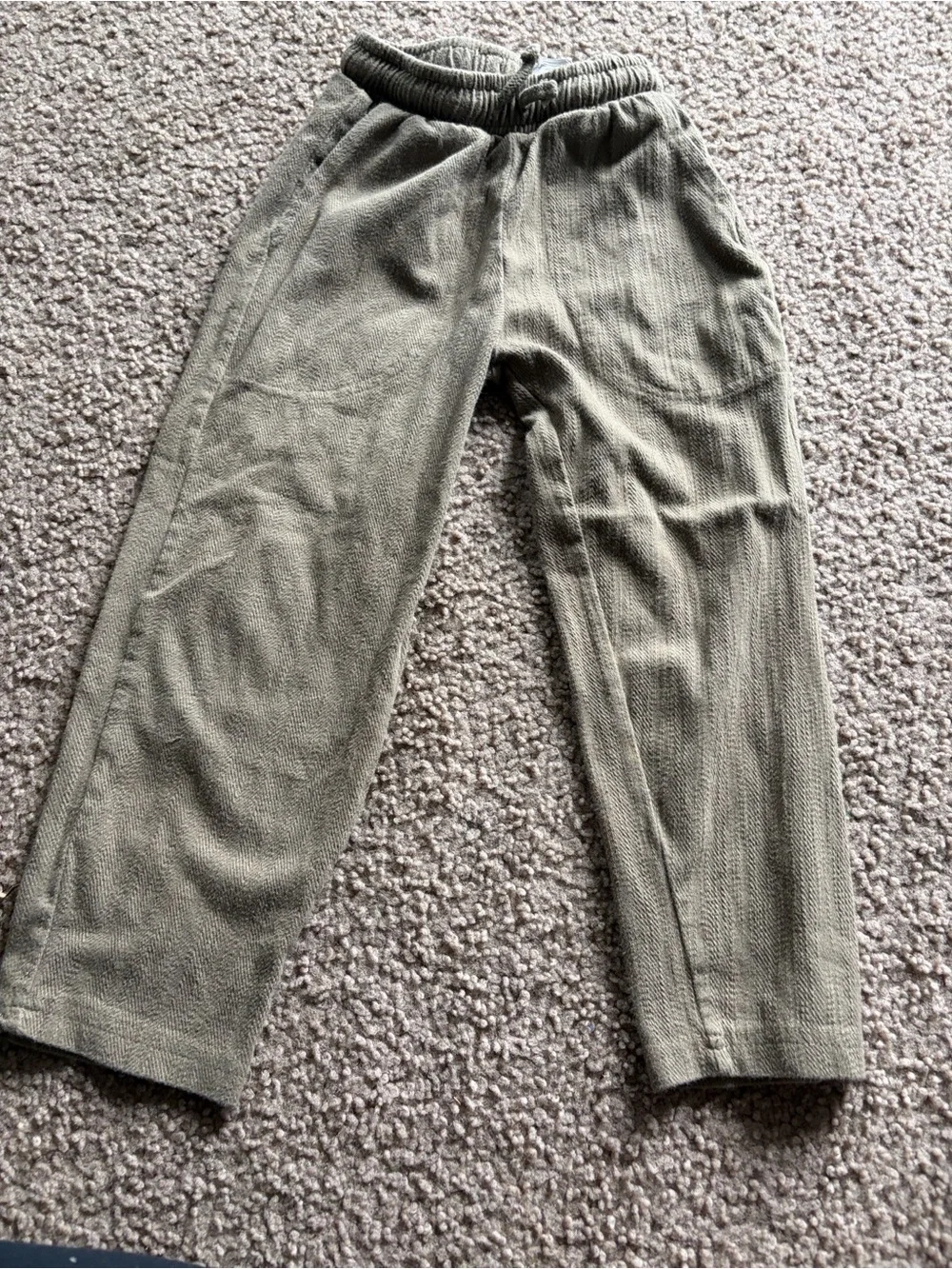 B21 lot of 2 4-5t Zara gray and olive kids casual bottoms - 2 pack